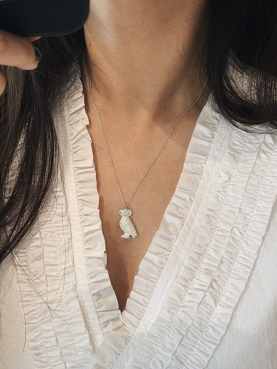 Le Fond Athena’s Owl pendant, 925 silver, worn (2)