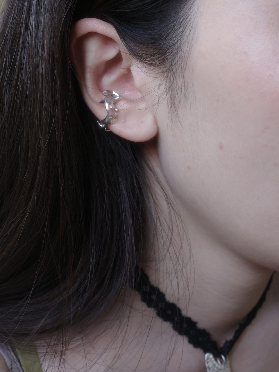 Le Fond Dancing Star ear cuff, 925 silver, worn (1)