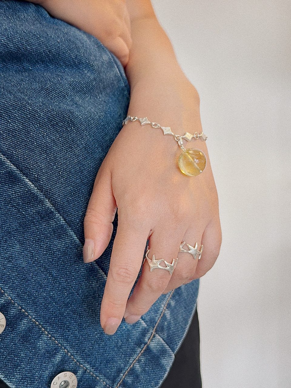 Le Fond Lava Star bracelet, 925 silver with crystal, worn (2)